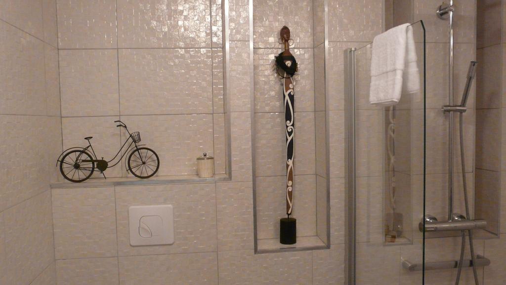 La Bastidie Noailhac  Room photo